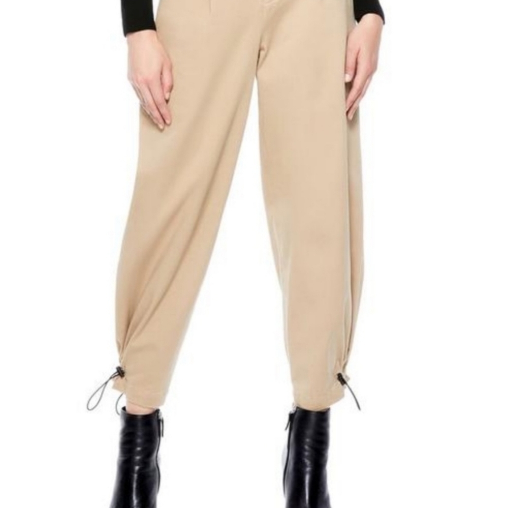Alice And Olivia Paris Toggle Cuff Jogger In Chino/Size 0
